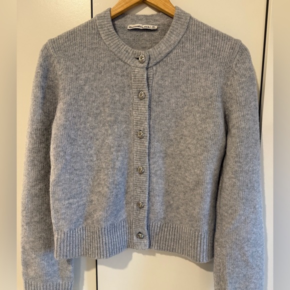 Abercrombie & Fitch Sweaters - Abercrombie & Fitch Light Gray Women's Cardigan
